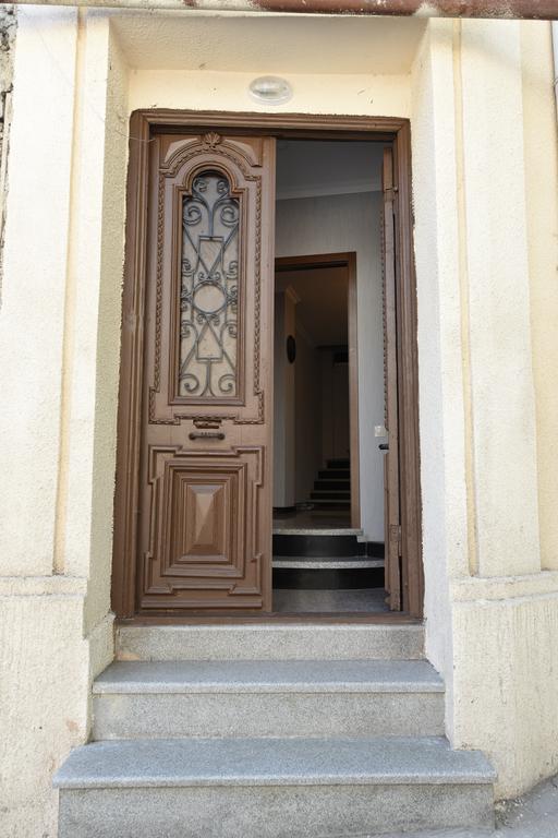 Ferienwohnung New House In Old Tbilisi Exterior foto